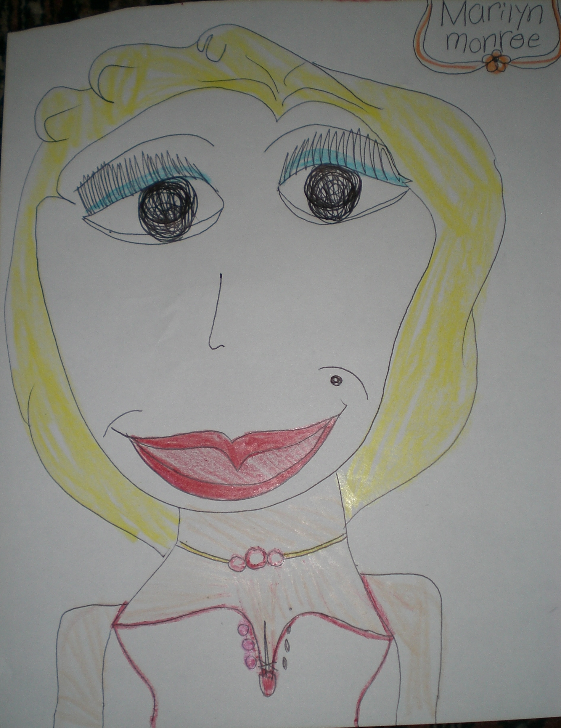 Marilyn/Marilyn_bustiere.JPG